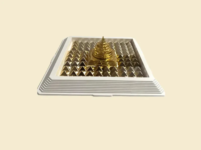 Flato Pyramid